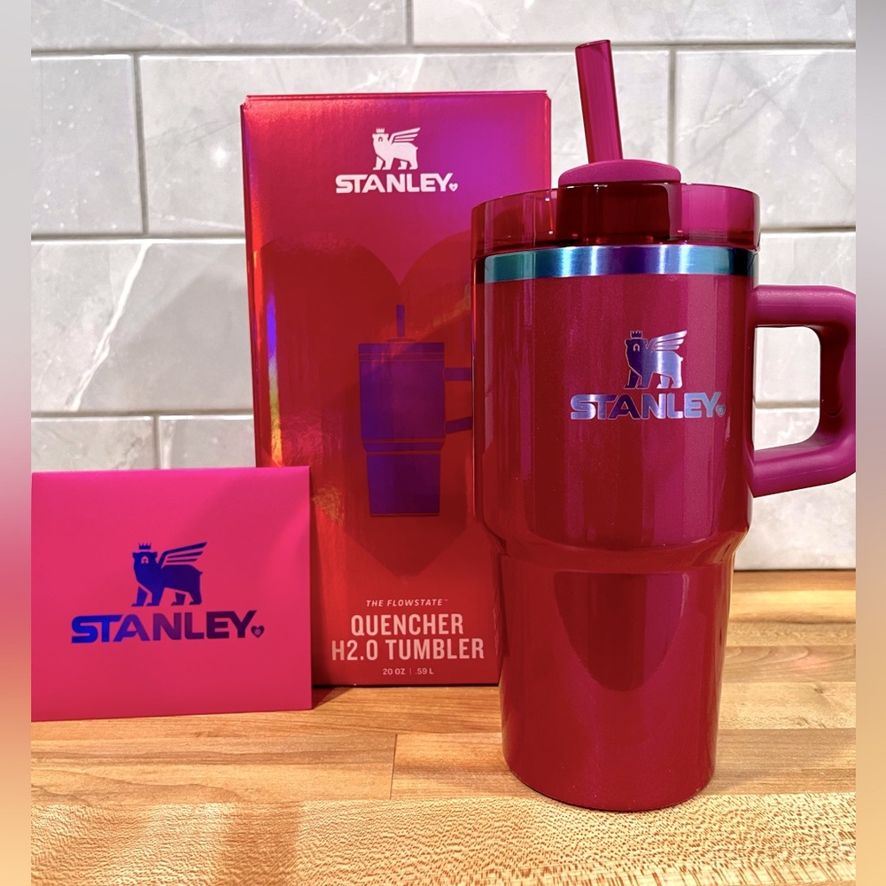 SOLD OUT | Stanley Limited Edition Berry Truffle 20 oz Quencher - IN HAND